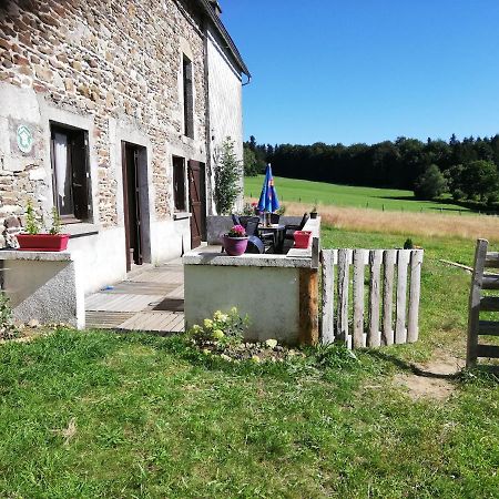 Gite Les Chaumeix Prondines Exterior foto